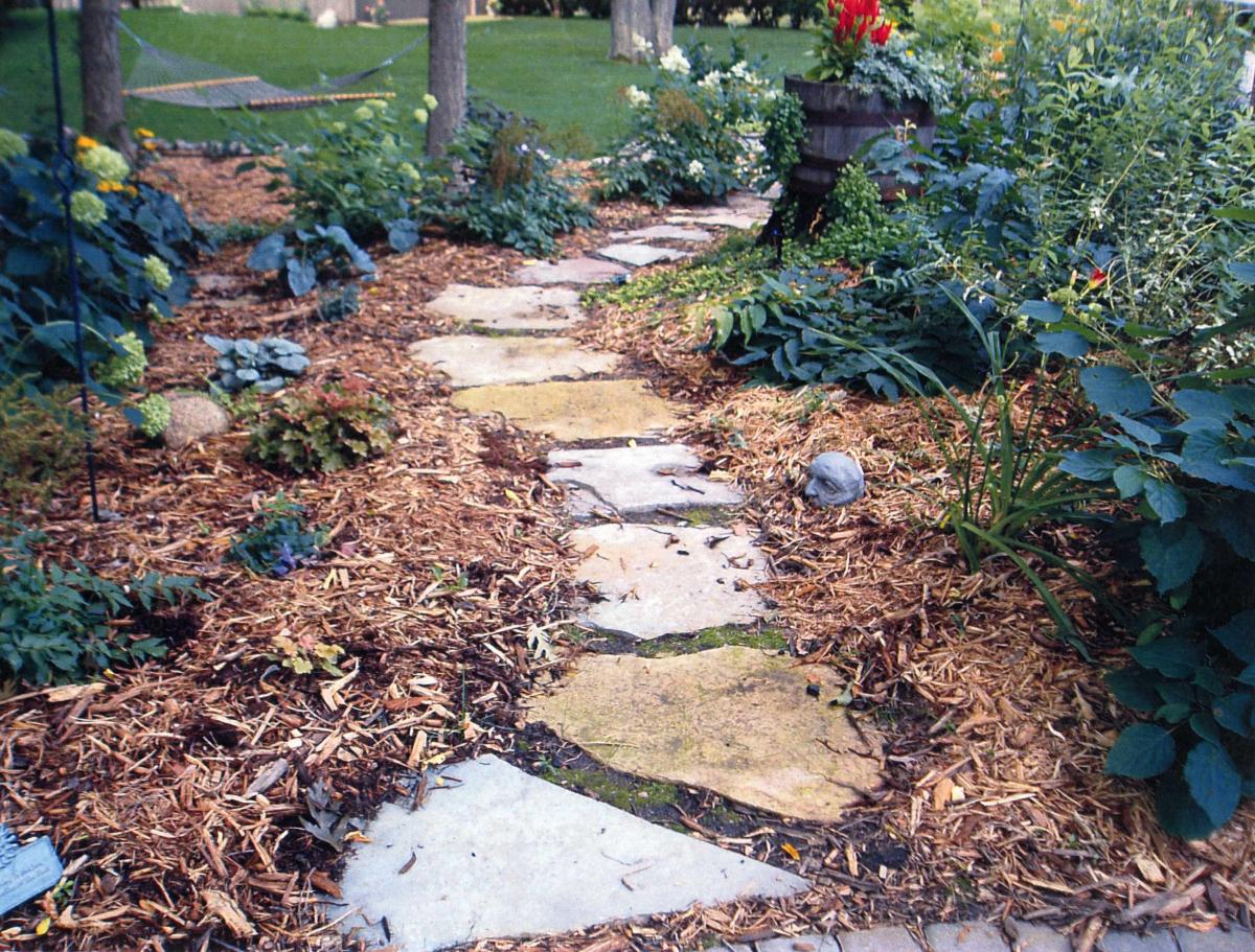 Natural Flagstone Walkway